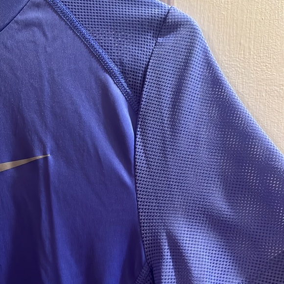 Nike Running Women’s Dry Fit Shirt Blue - Picture 5 of 5